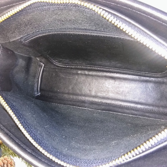 Coach ❤ Leather Sutton Bag Style #9814 - Picture 6 of 8